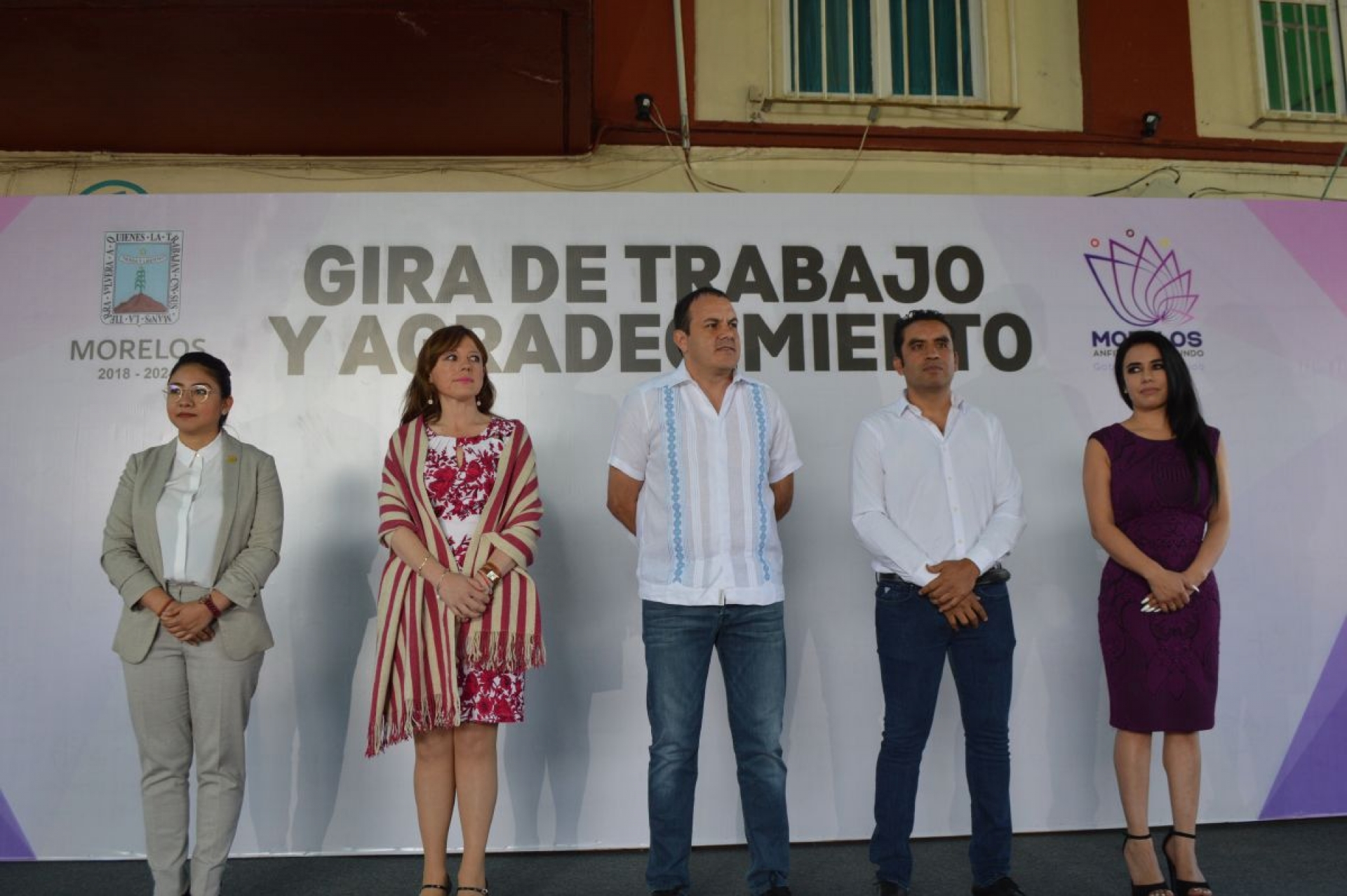 Cuauhtémoc Blanco se compromete a trabajar por Tetela del Volcán