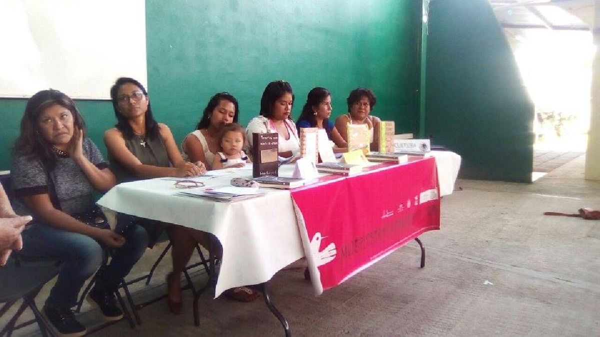 Clausuran taller “Mujer, escribir cambia tu vida” en Jonacatepec