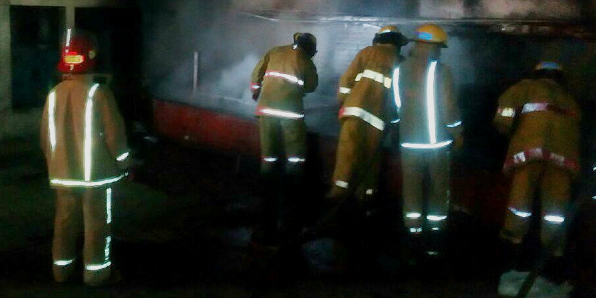 Combaten Bomberos de Cuernavaca 12 incendios
