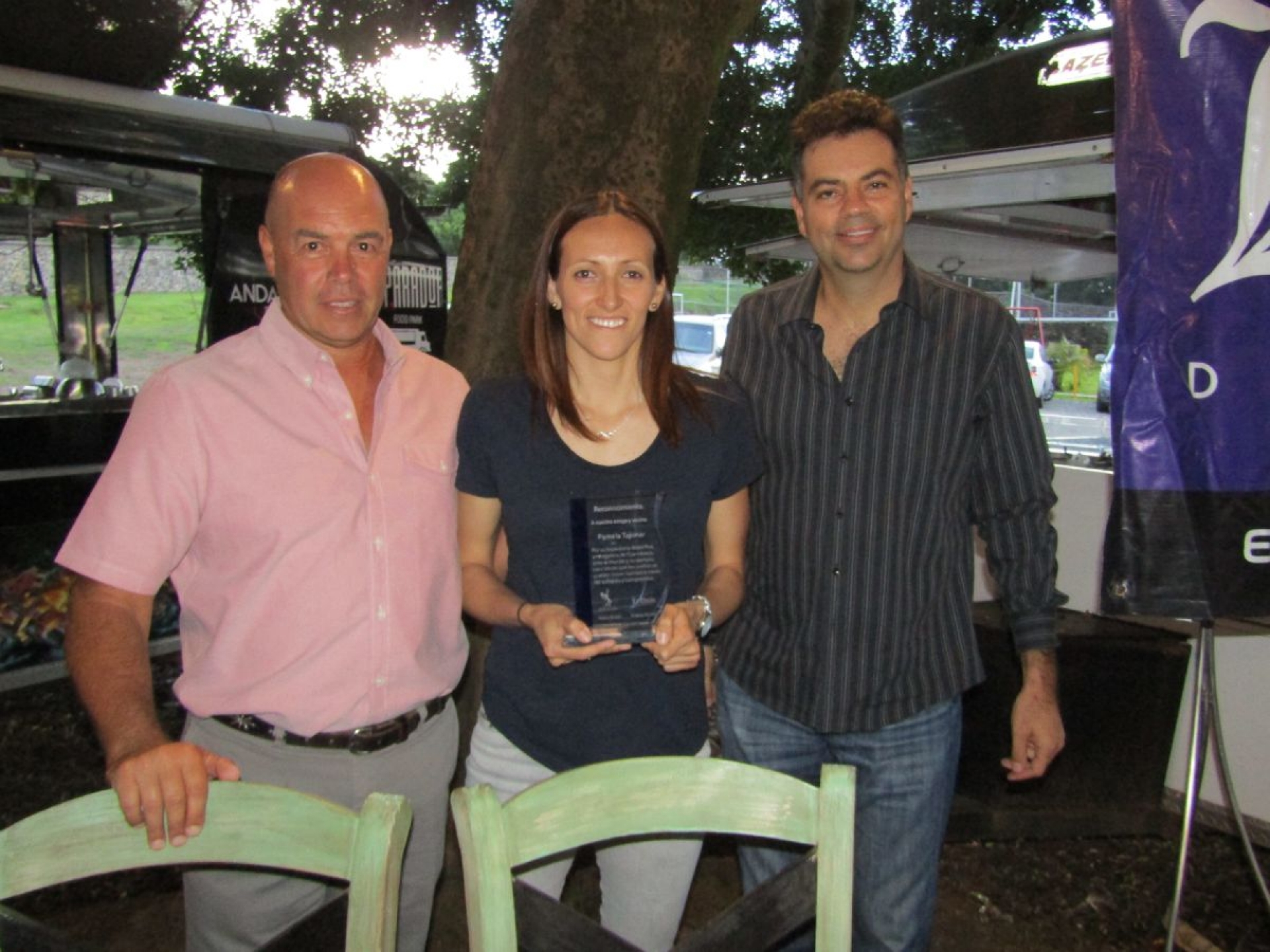 Pamela Tajonar imparte clínica a niños y jóvenes en la Escuela de Futbol Felinos Morelos
