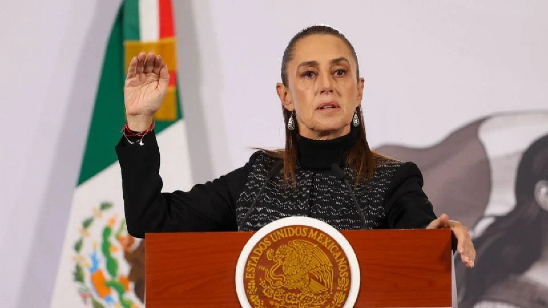 Sheinbaum asegura que Grupo Salinas inició conversaciones para pagar adeudo al SAT