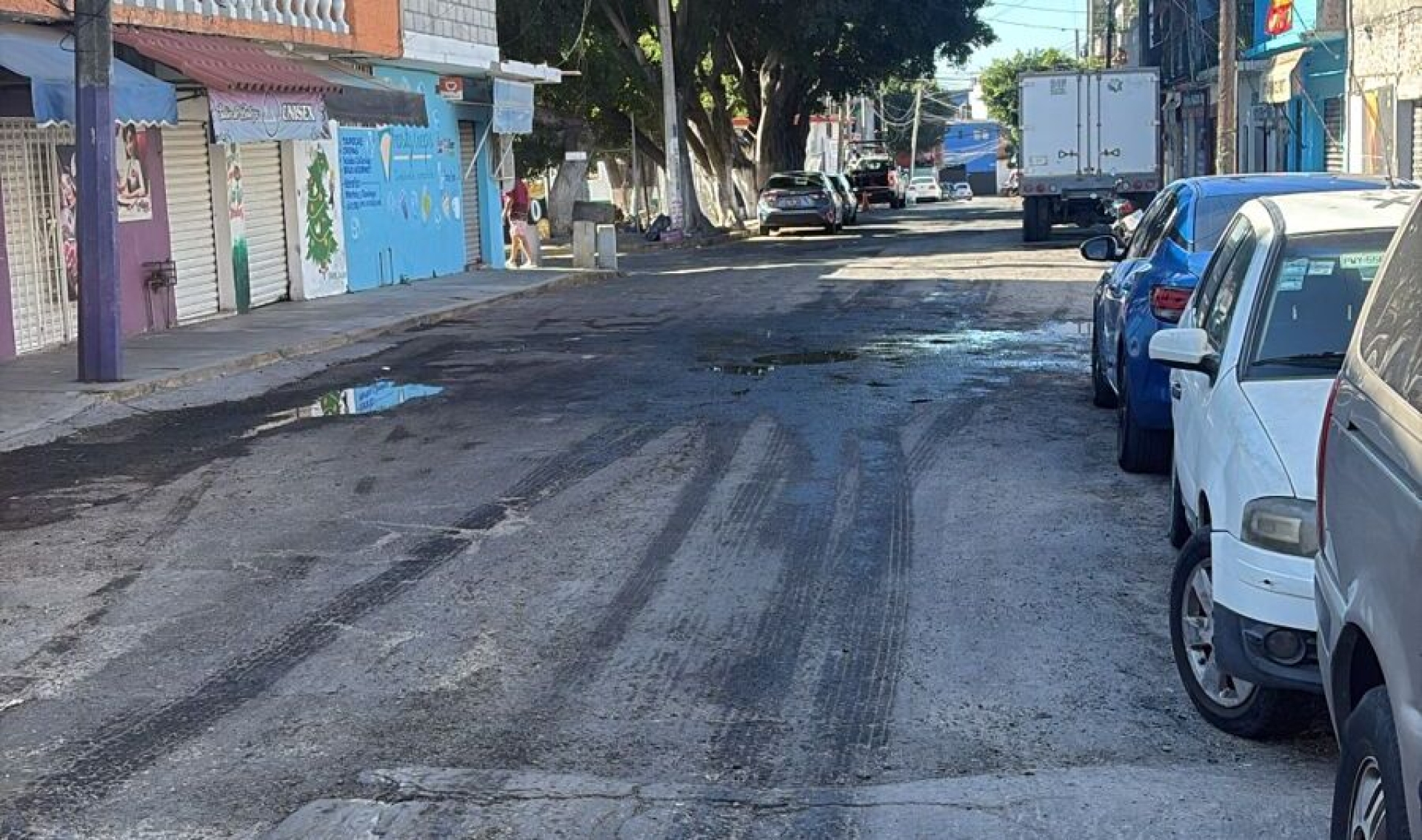 Realiza SAPAC trabajos de inspección en calle Jacaranda de la colonia Satélite