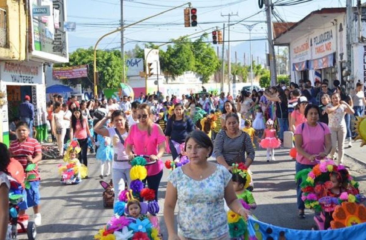 El DIF Yautepec organizó desfile infantil para festejar el día de la primavera