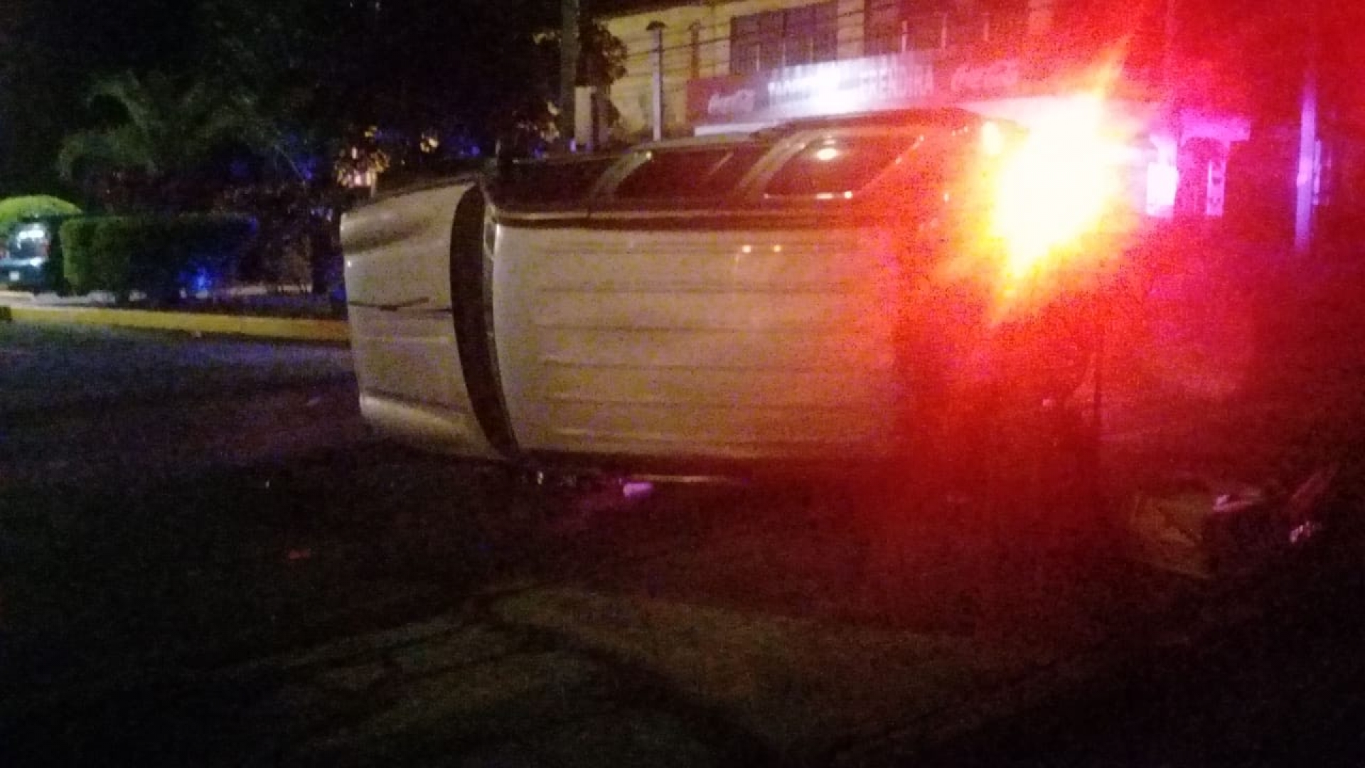 Fallece una mujer durante una volcadura