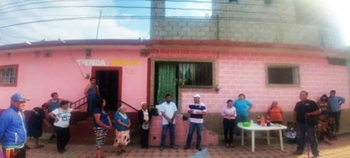 Juan Felipe Domínguez Robles inauguró la obra de pavimentación de la calle San Juan en Jantetelco