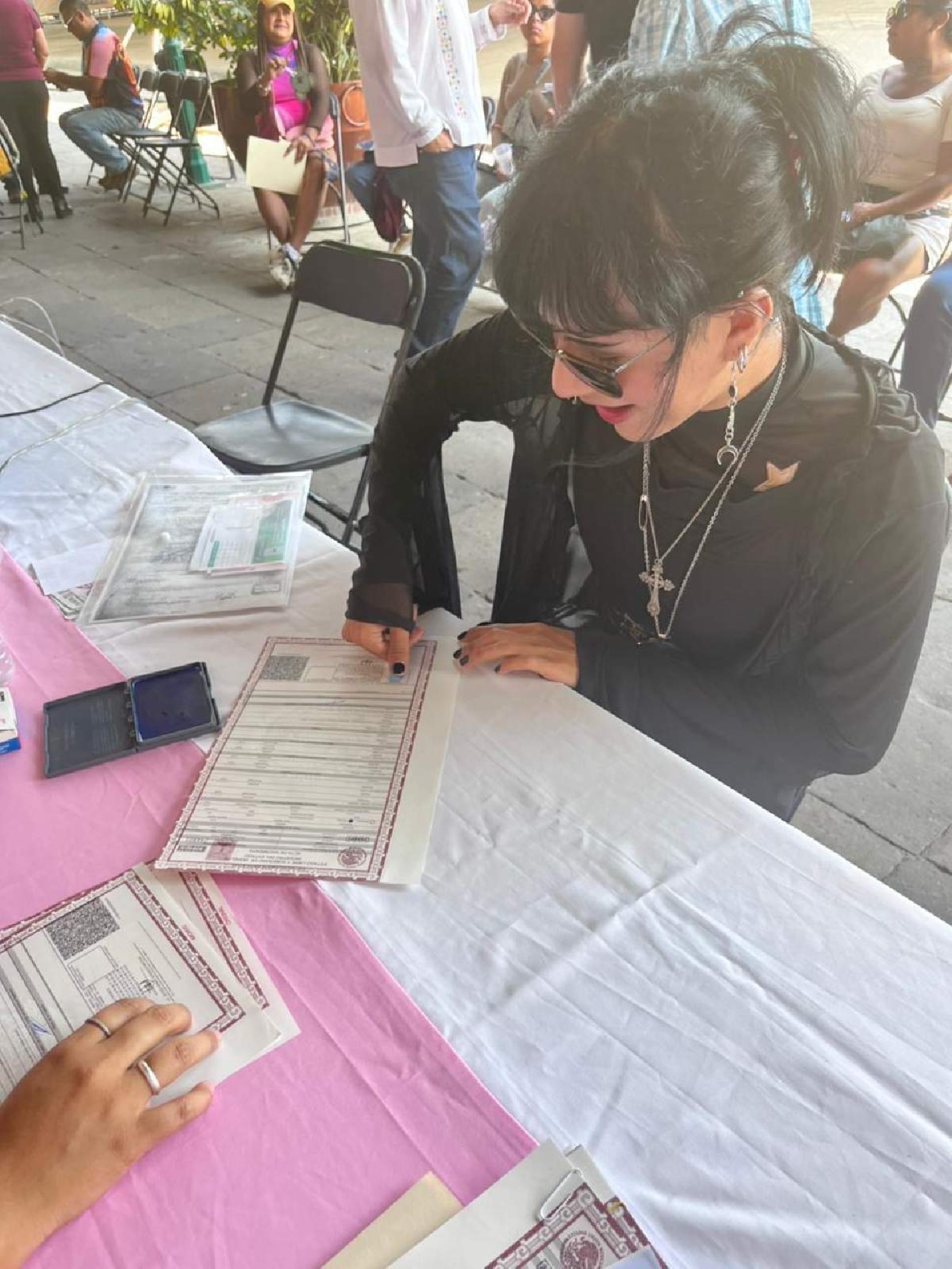 Instalarán módulo para expedir actas gratuitas a personas trans