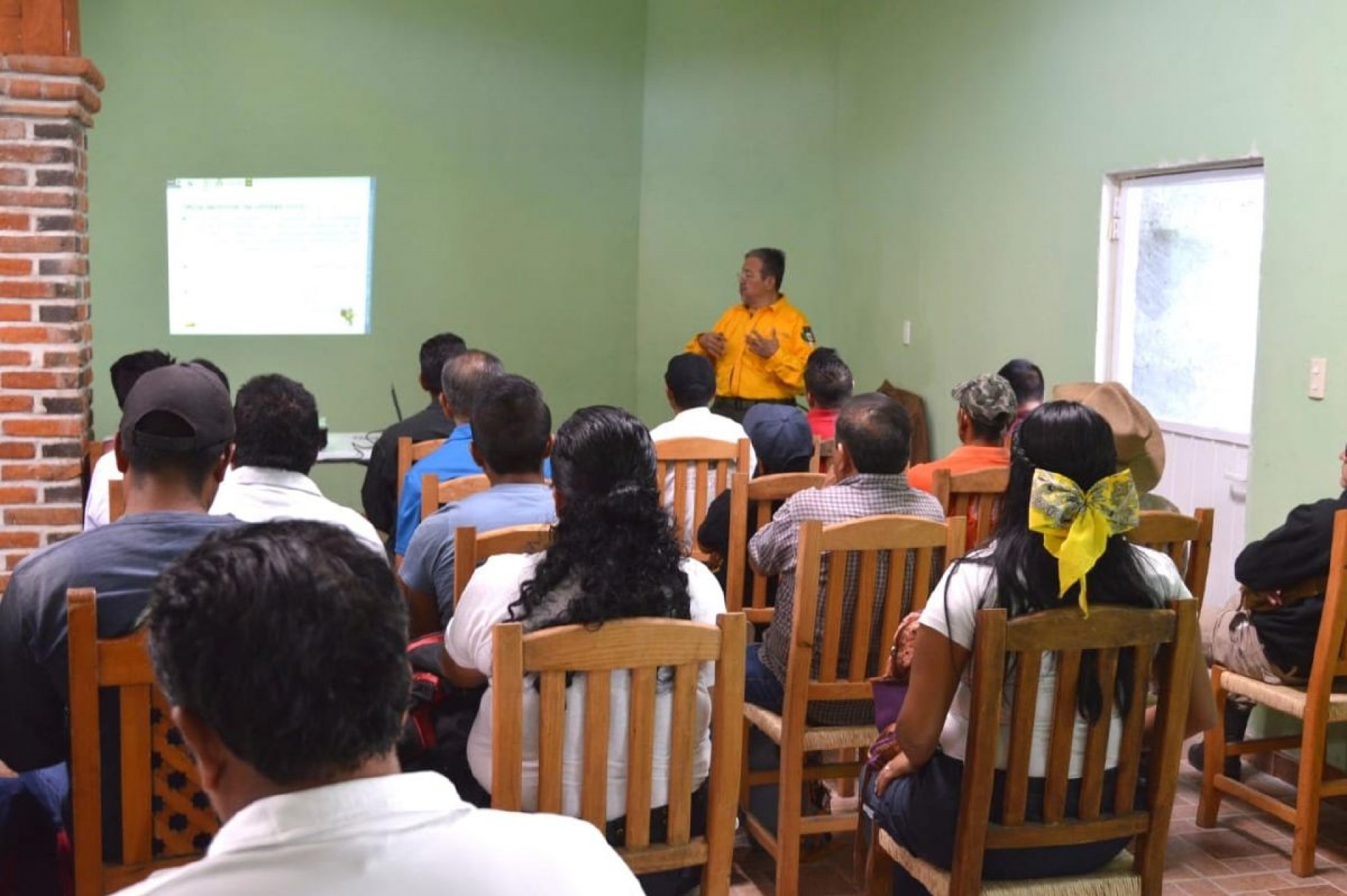 Capacitan en Yautepec a personal de Protección Civil de cinco municipios