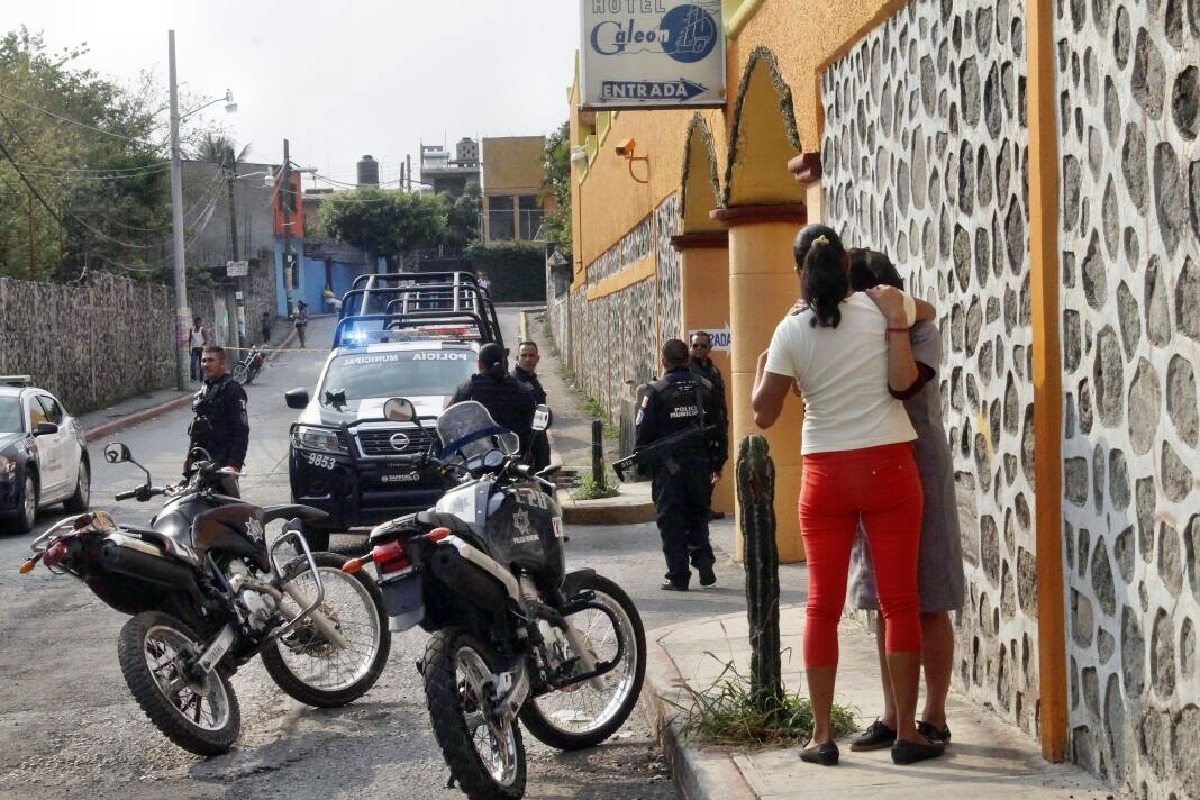 Balacera en hotel de Jiutepec deja dos muertos