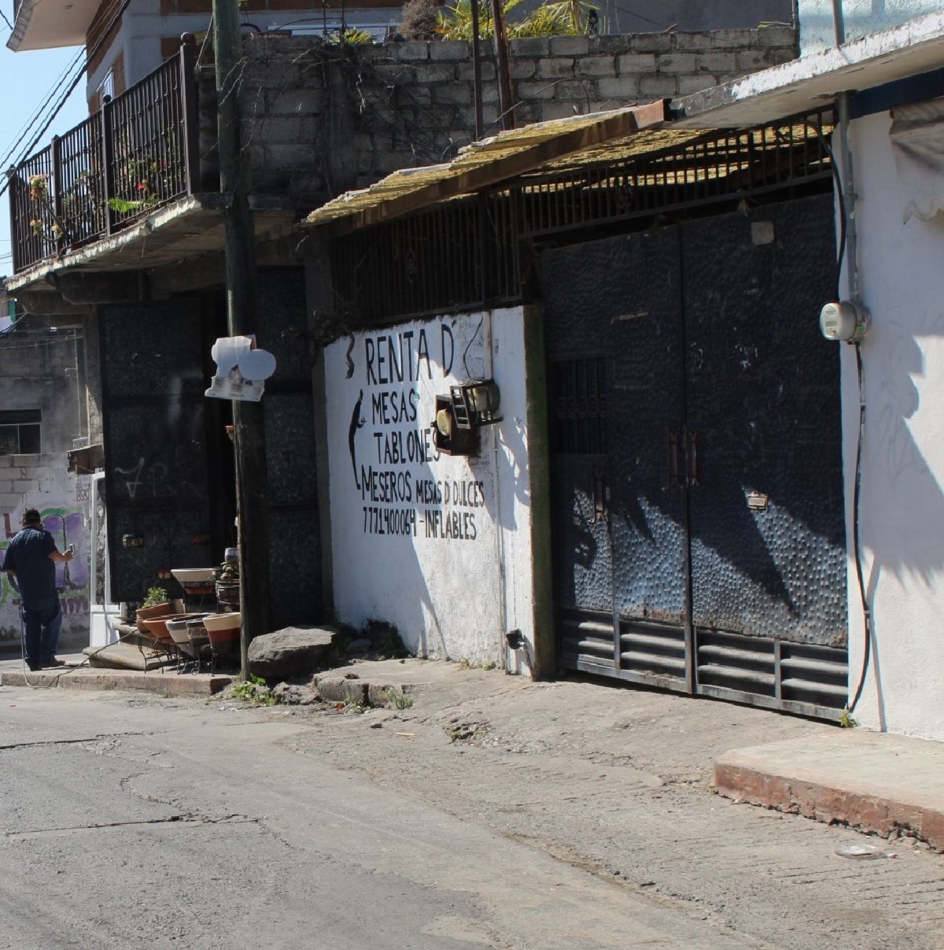 Disparan contra portón de una vivienda en Tejalpa