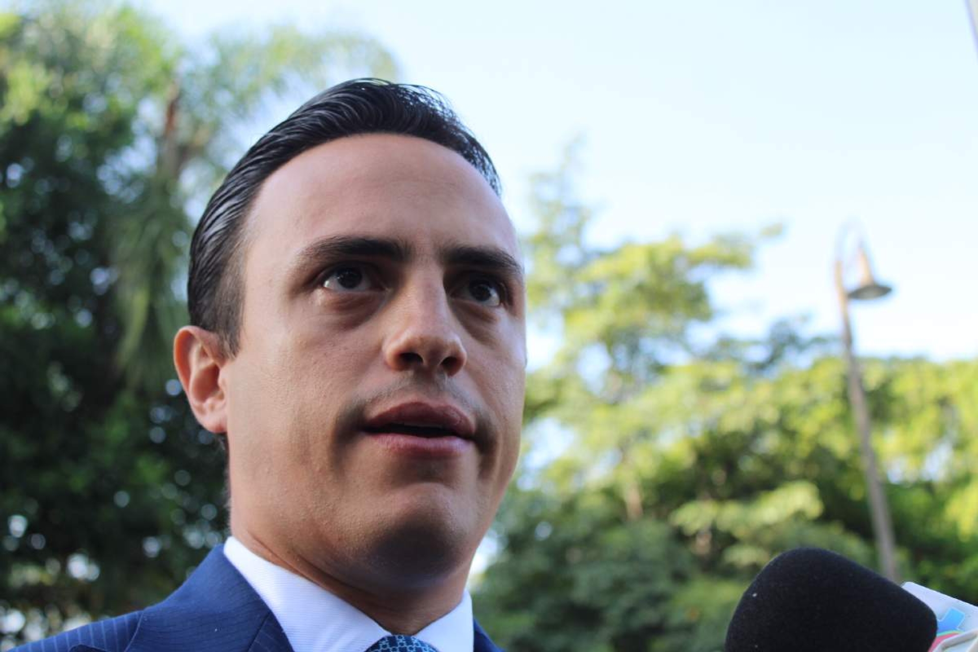 Oposición, abierta a discutir fusión de secretarías: Martínez Terrazas