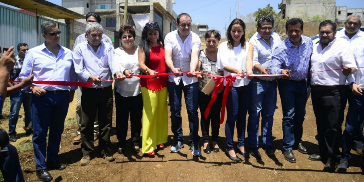 Inaugura Cuauhtémoc Blanco obra de electrificación en la delegación Antonio Barona