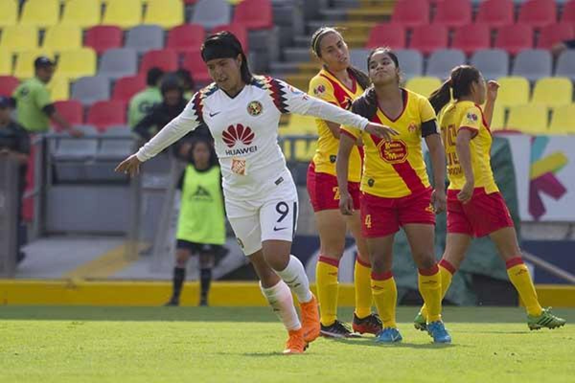 Lucero Cuevas, bicampeona de goleo de la Liga MX Femenil