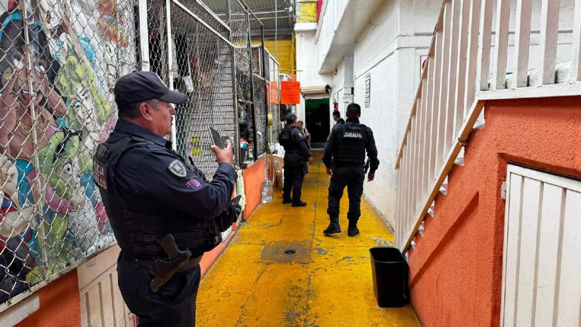 Refuerzan operativos de vigilancia en mercados de Cuautla