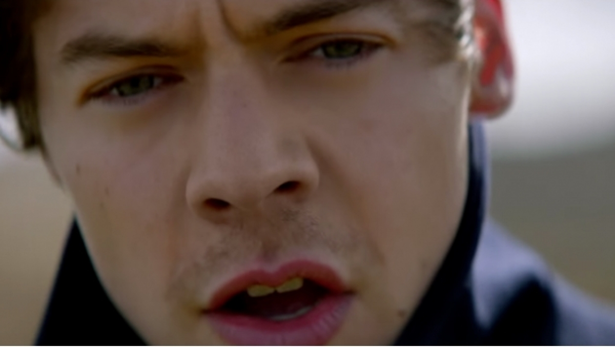Harry Styles estrena video de su sencillo Sign of the Times