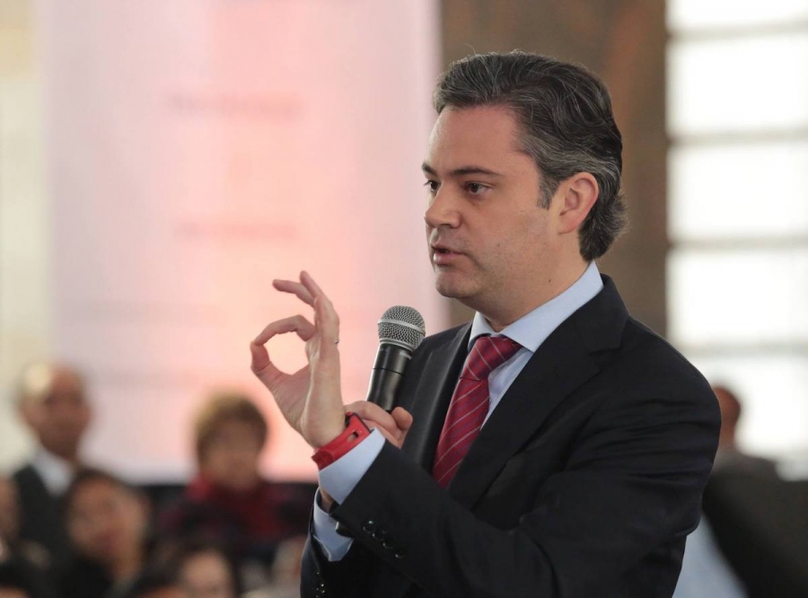 Auditoría de la SEP detecta más de 44 mil plazas magisteriales irregulares