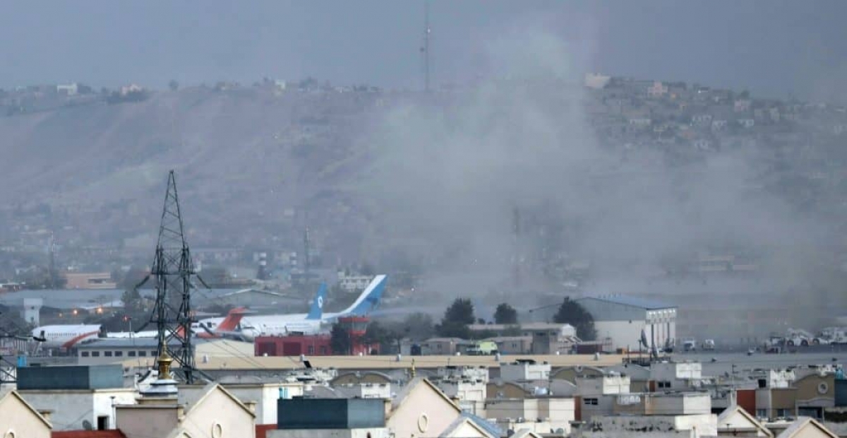 Doble atentado terrorista del Estado Islámico en Kabul suma 95 muertos