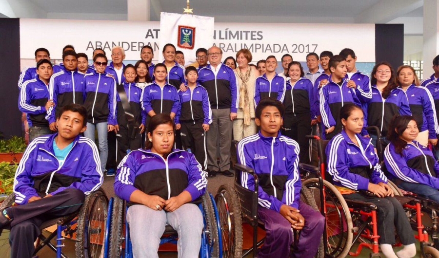 Abanderan a delegación morelense que asistirá a la Paralimpiada Nacional