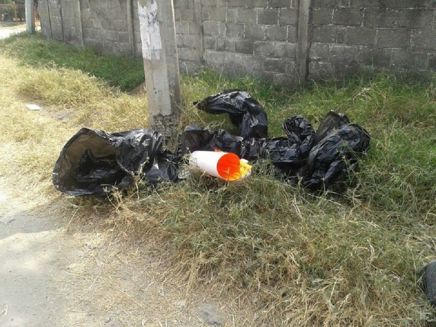 Encuentran restos humanos dentro de cinco bolsas