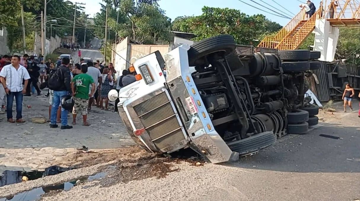 Guatemala decretará 3 días de luto nacional por accidente de migrantes