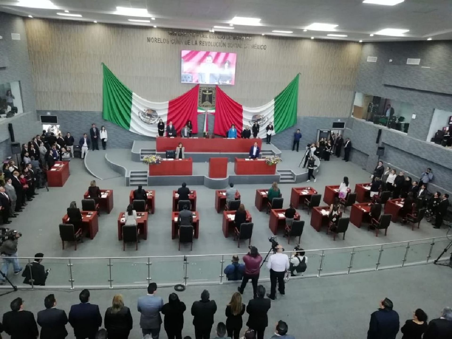 Diputados quieren someter a los ayuntamientos: regidor