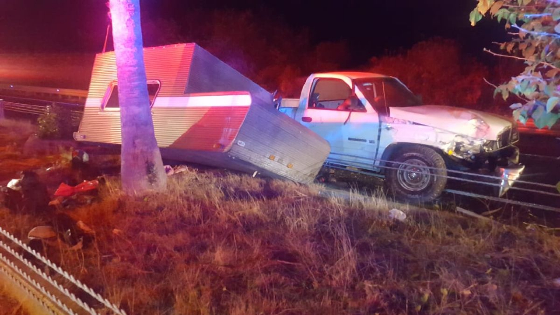 Choque deja tres muertos y 12 heridos en la zona sur