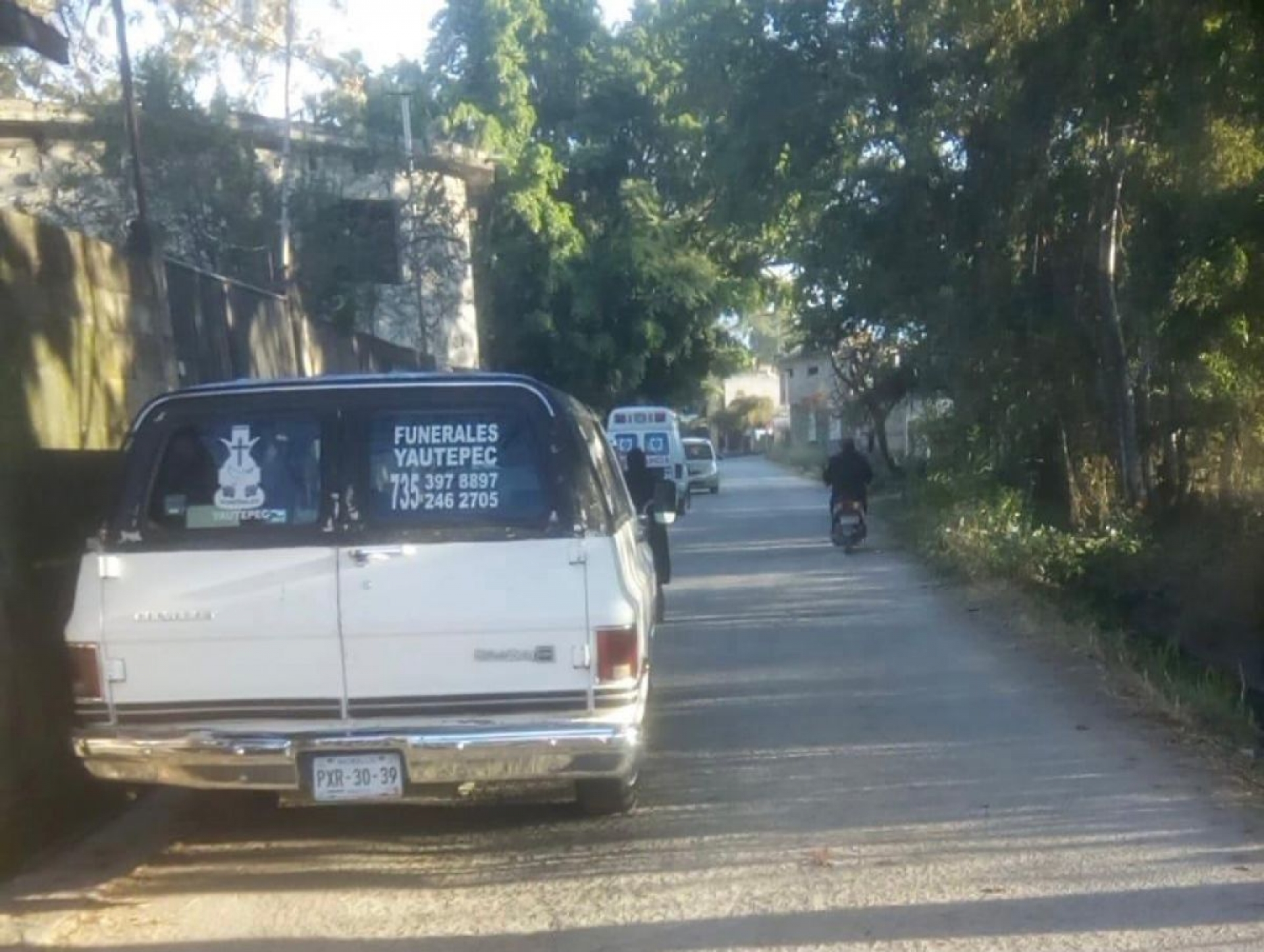 Hallan un cadáver sumergido en un canal de riego