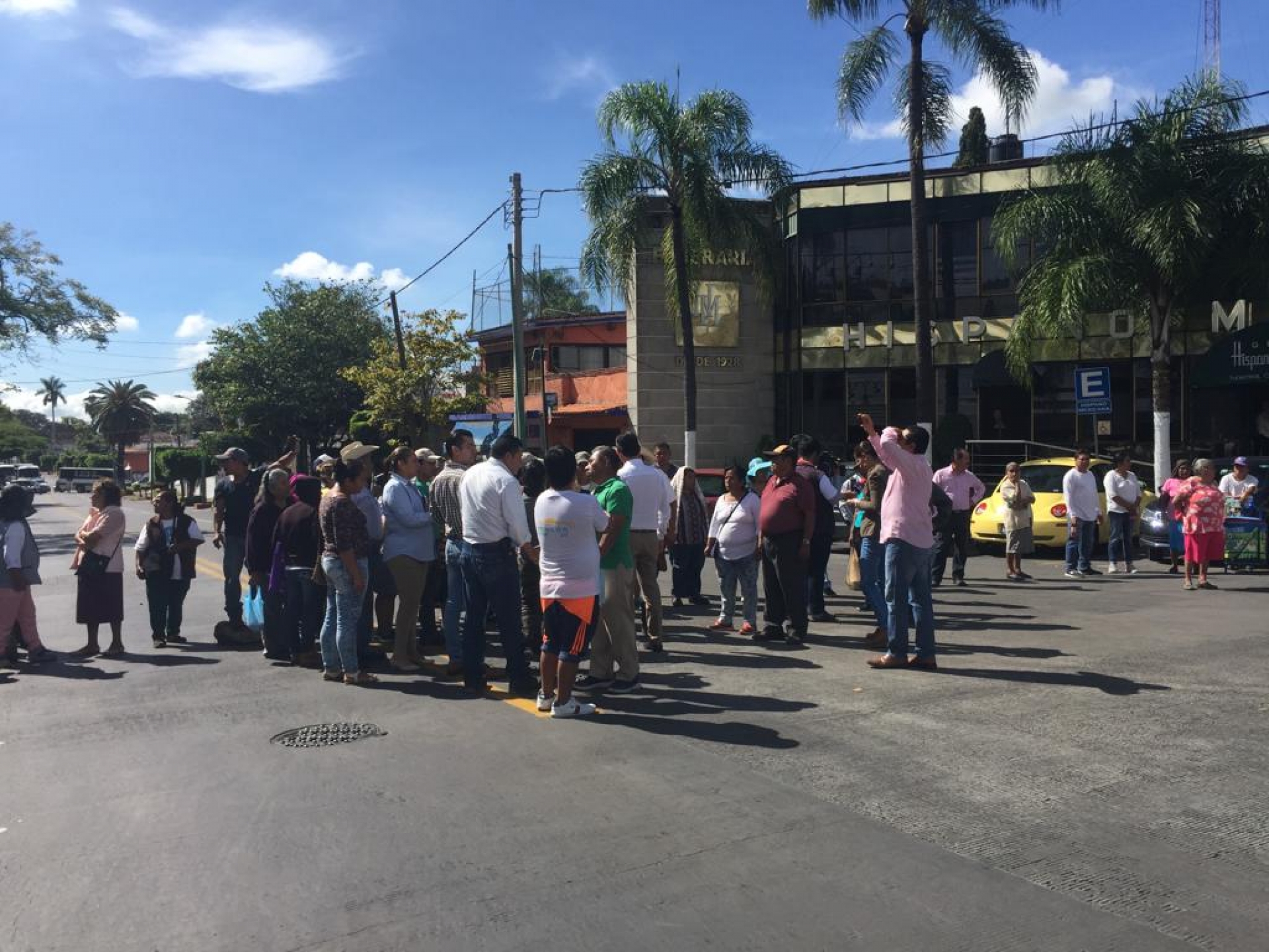 Protestan vecinos de Milpillas en SAPAC