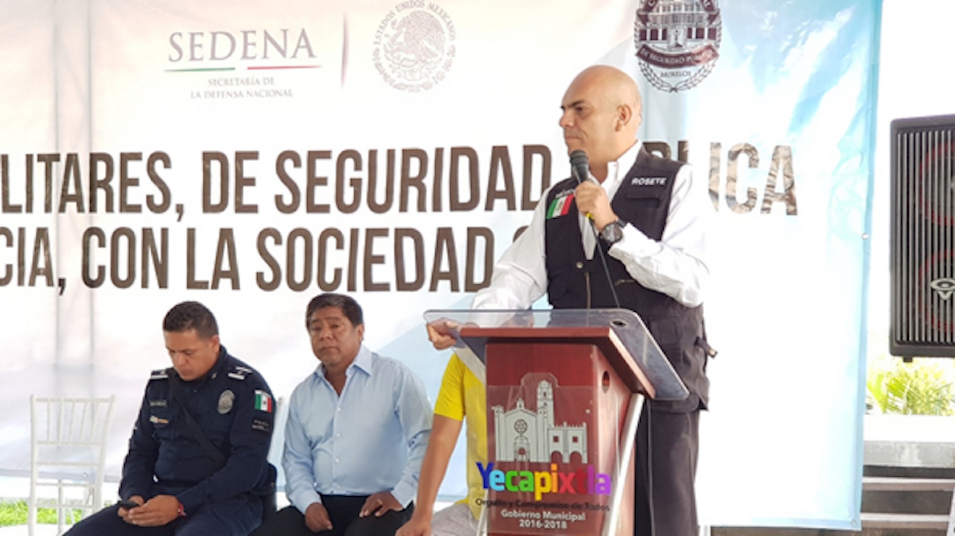 Autoridades de seguridad sostienen un acercamiento con ciudadanos de la zona oriente