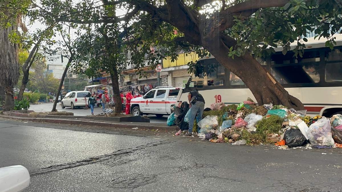 Fallece en la calle un trabajador del mercado ALM
