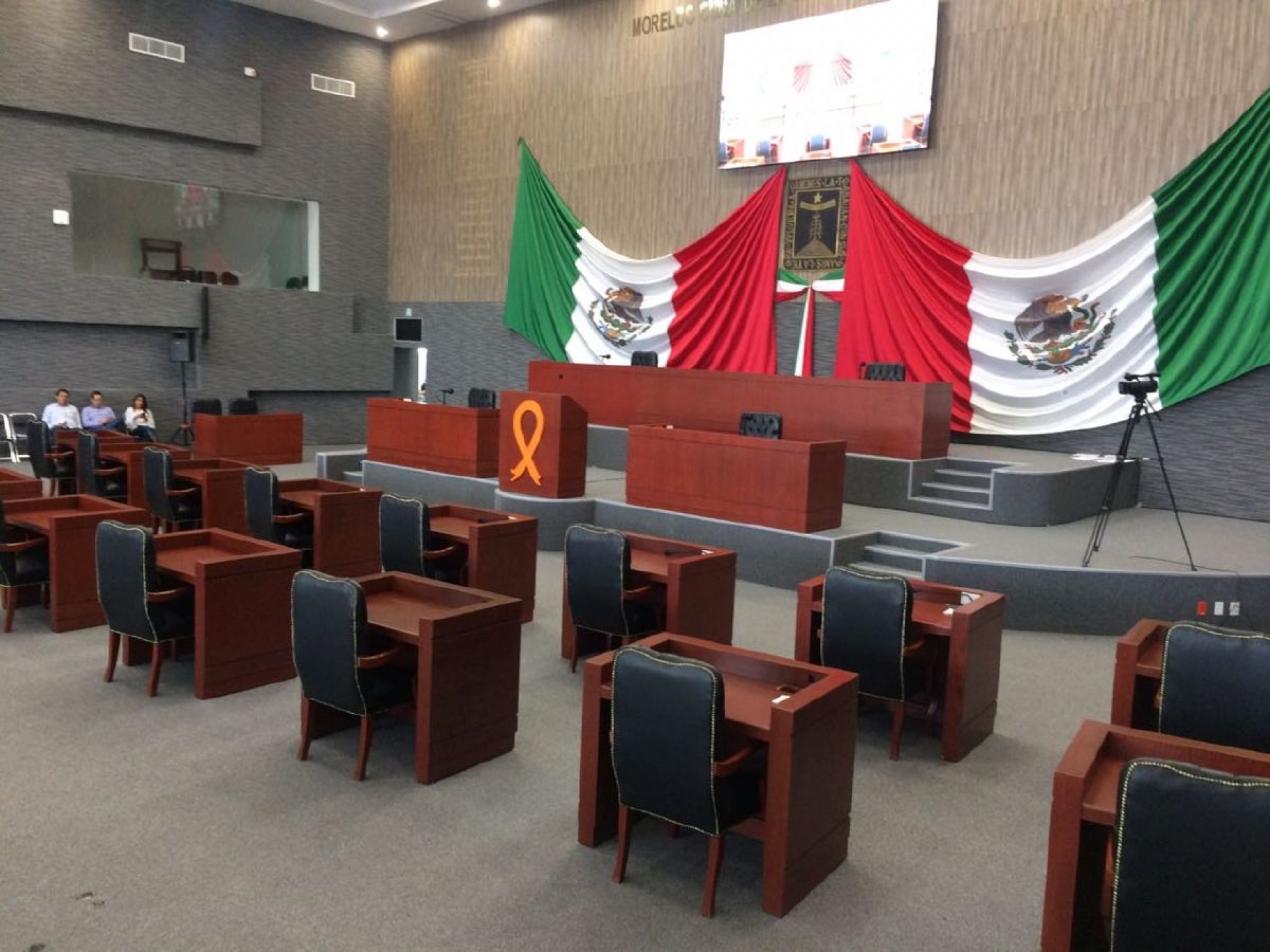 Once diputados boicotearon la sesión legislativa