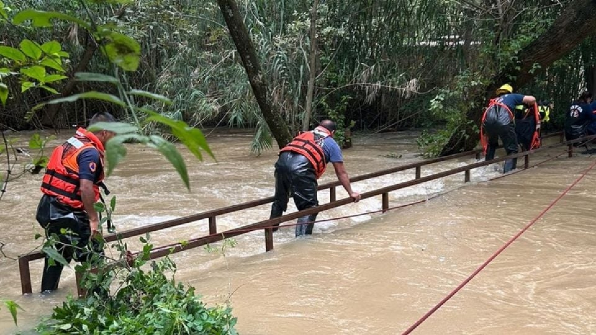 Michoacán solicita declaratoria de desastre por daños del huracán 'John'