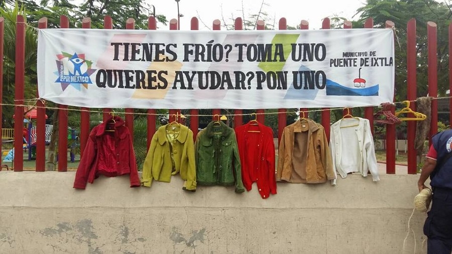 Implementan el programa de donación de suéteres  “Abrigando el corazón” en Puente de Ixtla