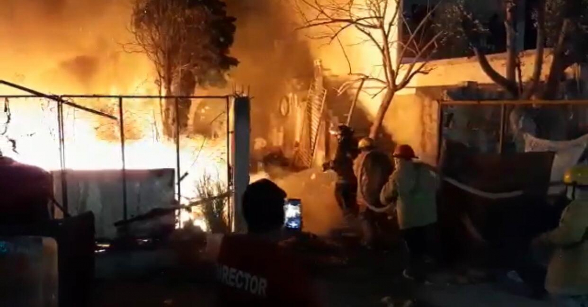 Queman vivienda de presunto ladrón, en Jojutla
