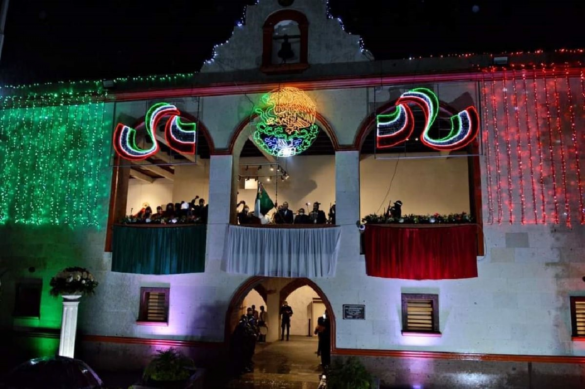 Encabeza alcalde de Yautepec atípica “Noche Mexicana”