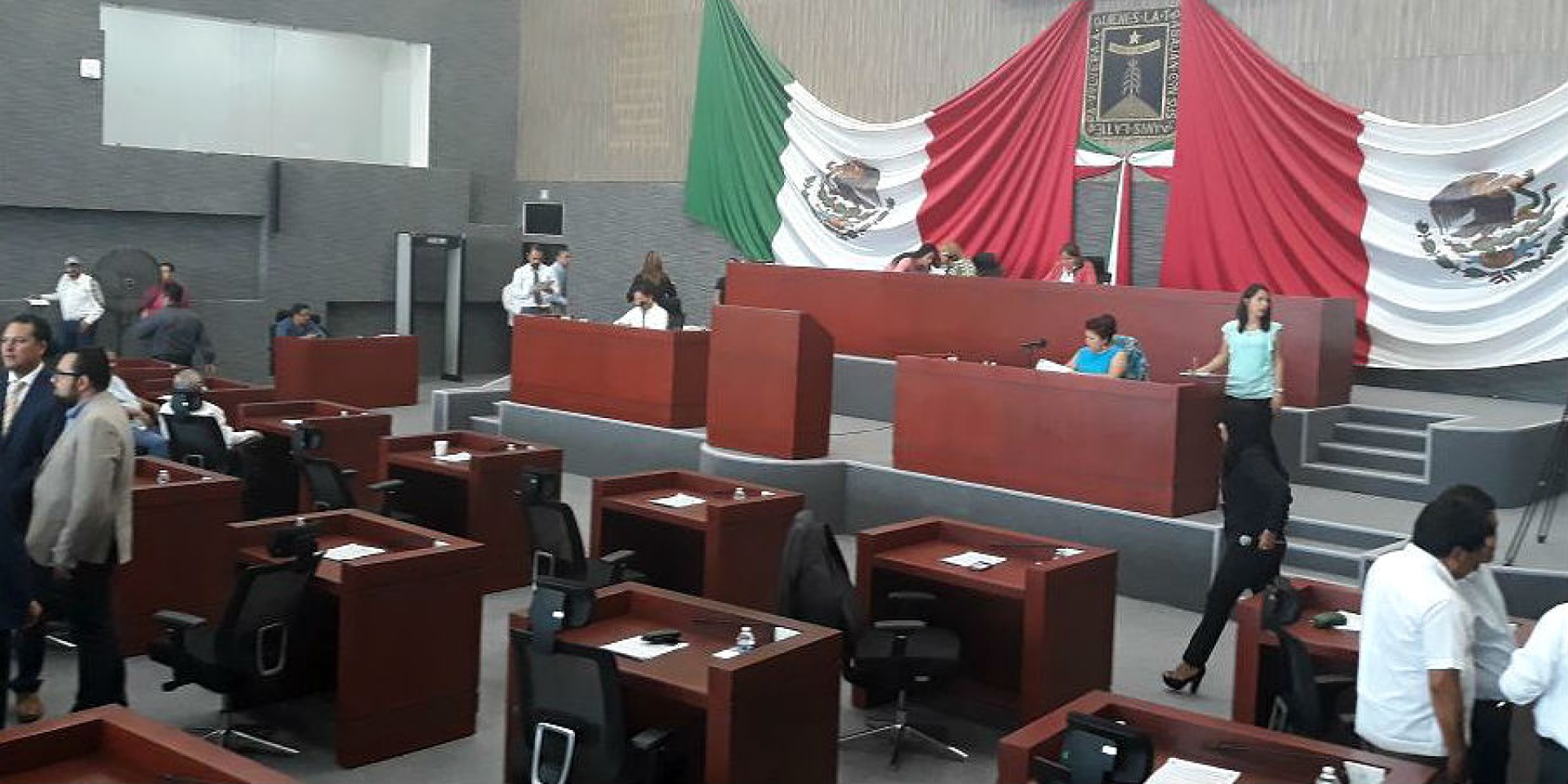 Aprueban diputados reforma a la Ley de Transporte