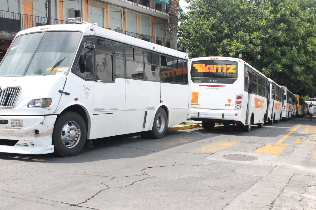 Ruteros y taxistas se organizan para enfrentar el Morebús