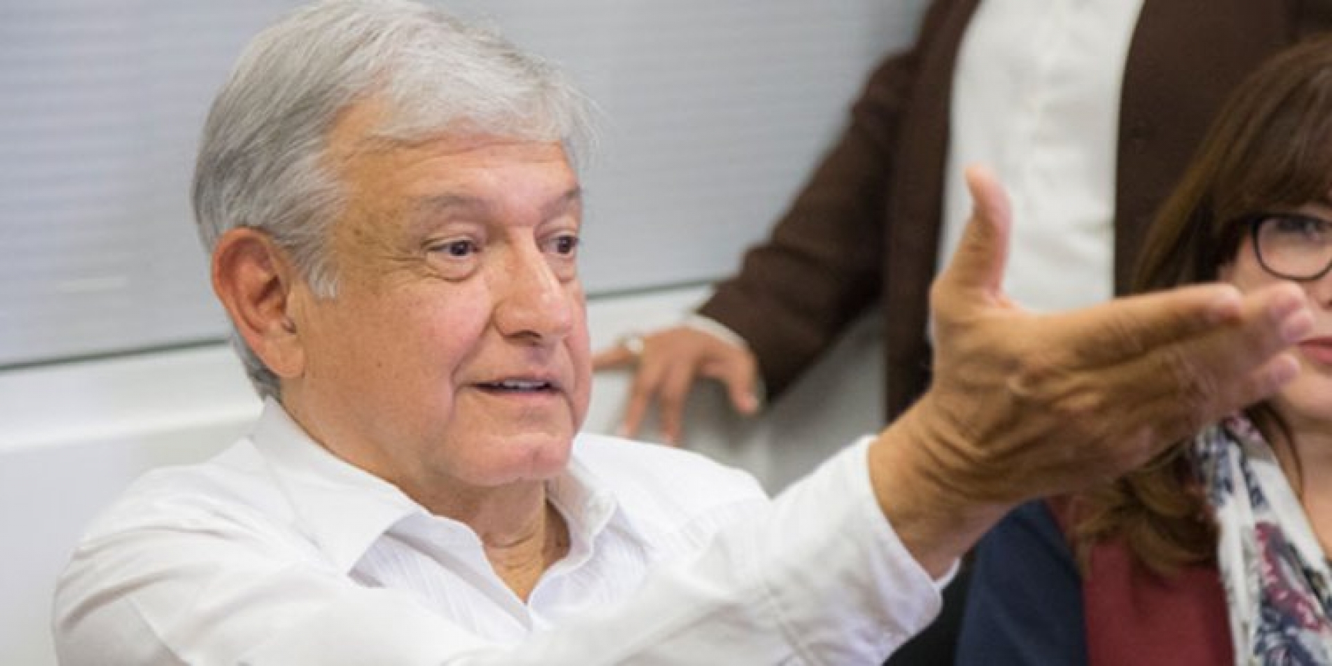 Que INE no sea exigente y todos los independientes estén: AMLO
