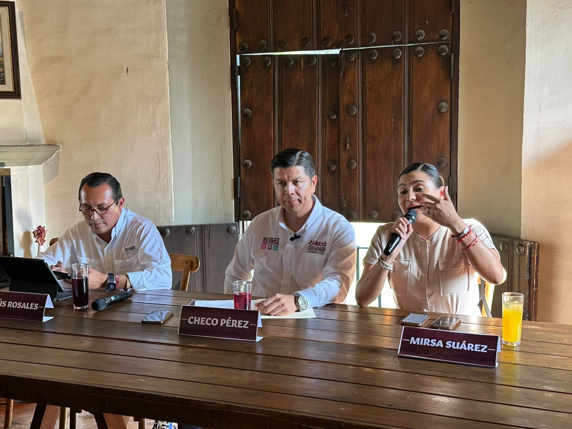 'Encuestas evidentemente sesgadas afectan la democracia': vocería de González Saravia