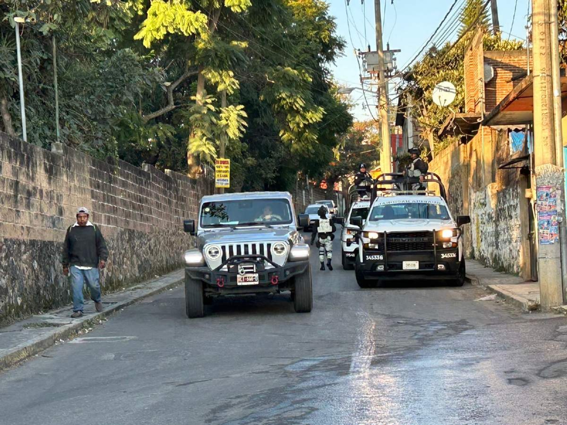 Dejan dos cuerpos en Santa María Ahuacatitlán