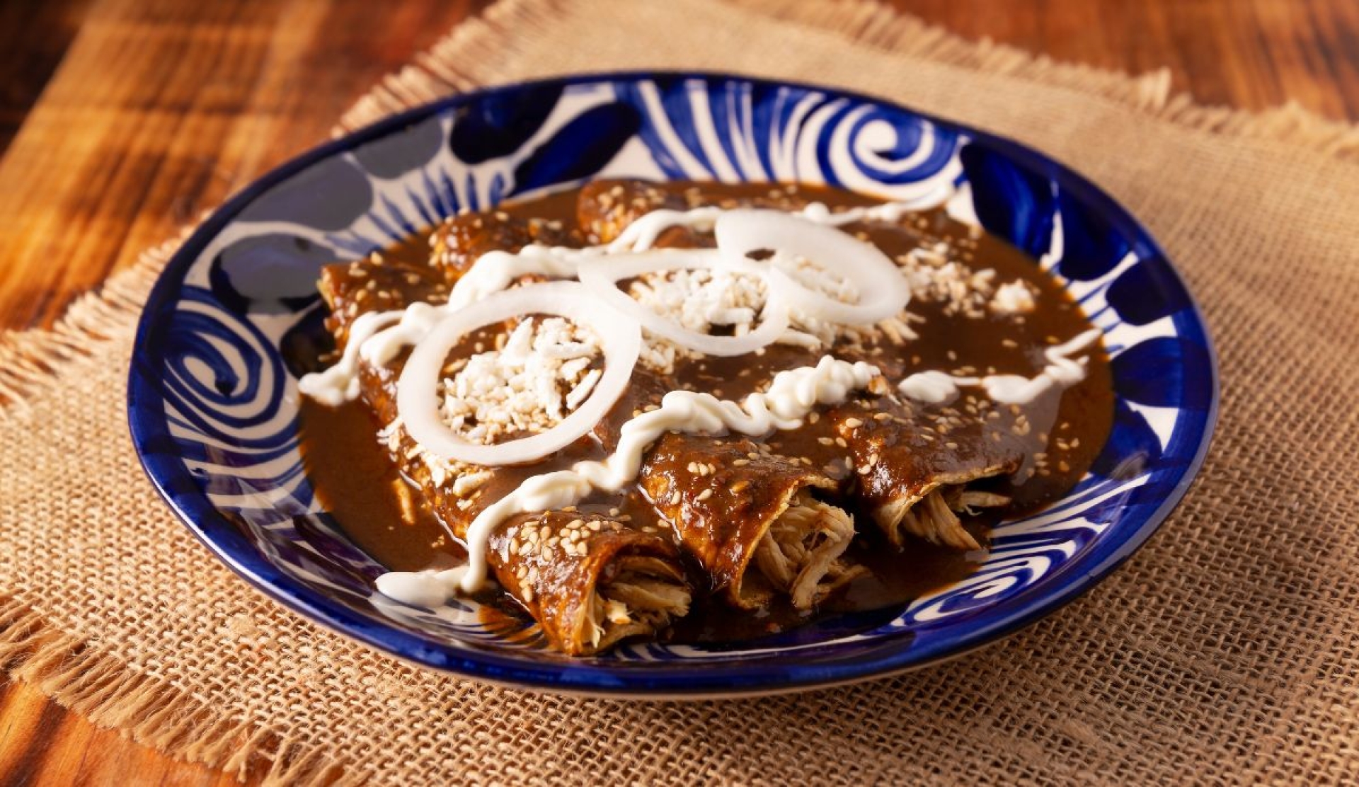 Enmoladas tradicionales para consentir en casa con una receta práctica
