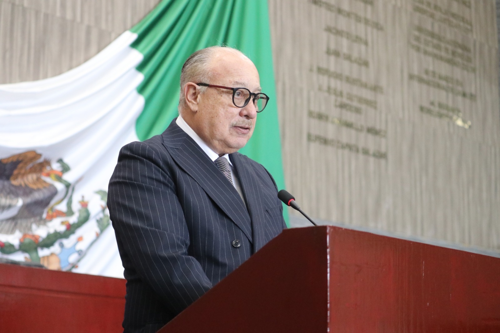 Propone el diputado Luis Eduardo Pedrero regular la reproducción humana asistida y la gestación subrogada