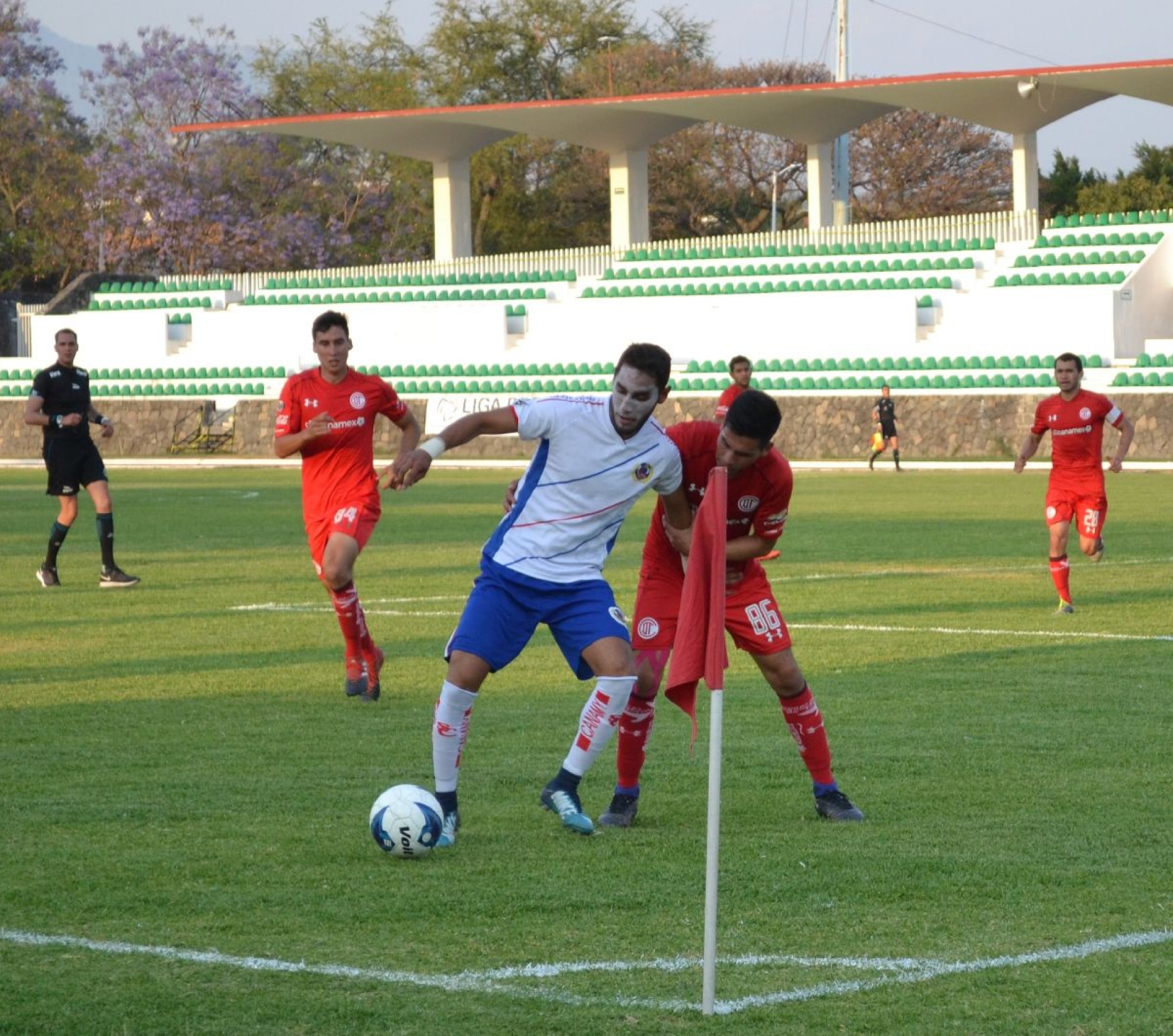 Sporting Canamy se mete a la pelea