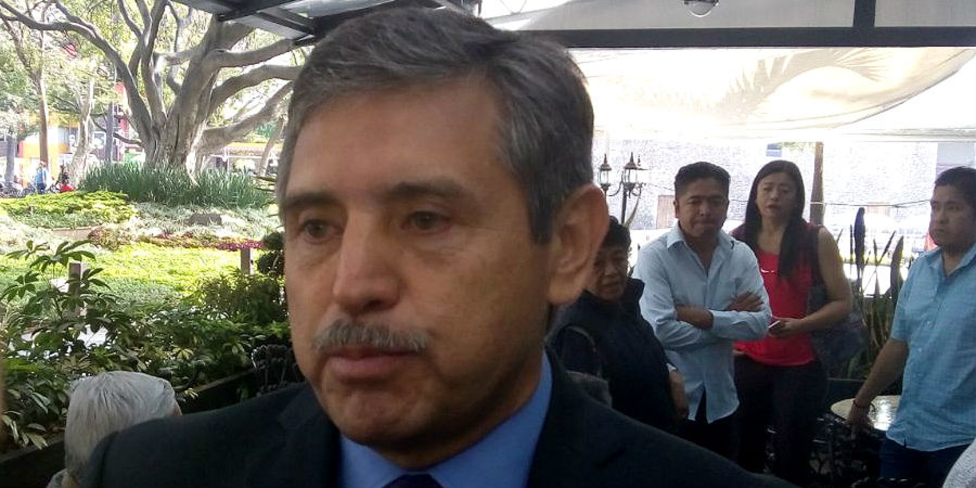 Refiere José Luis Urióstegui que registró más de 13 mil firmas ante órgano electoral