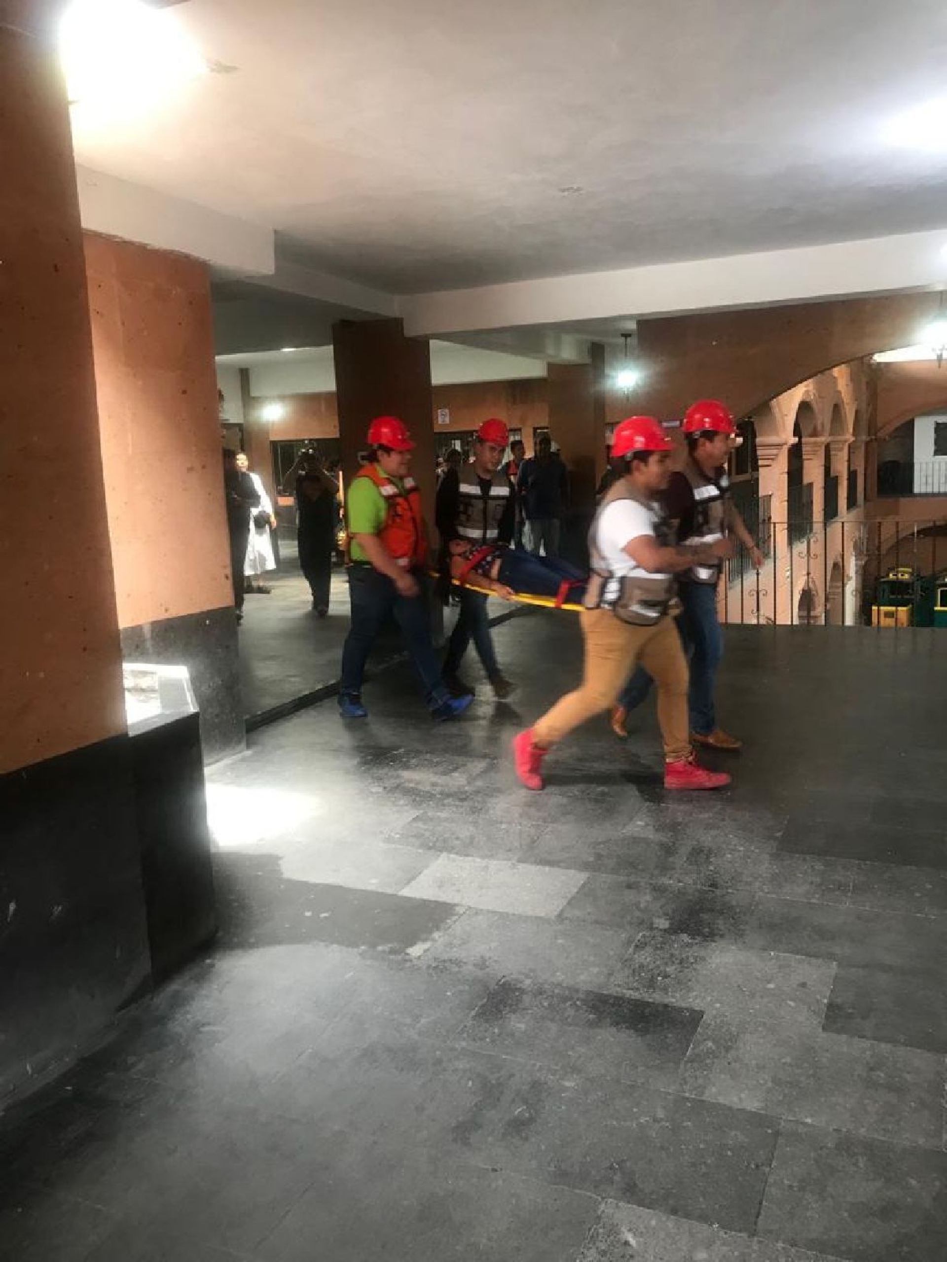 Escuelas de Miacatlán se sumaron al macrosimulacro