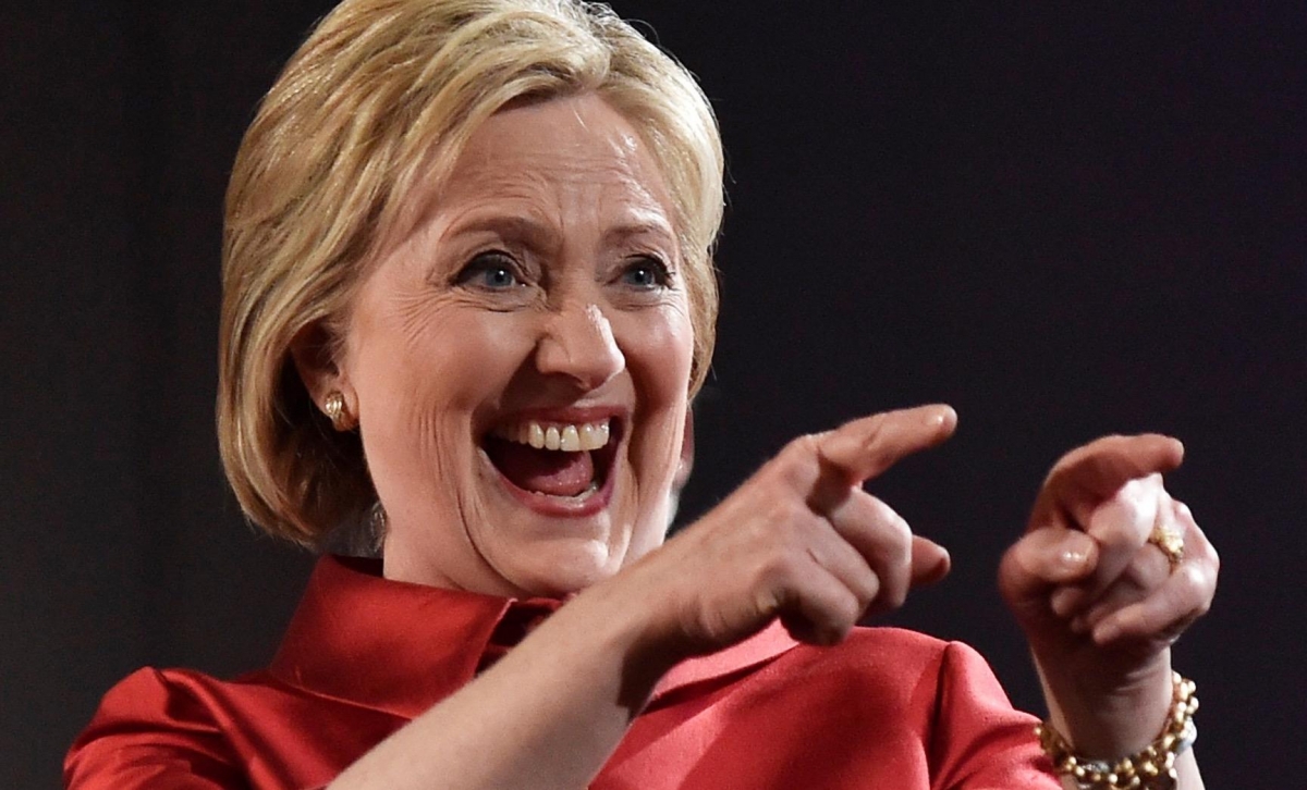 Hillary Clinton, conmovida por el apoyo de 'Chente'