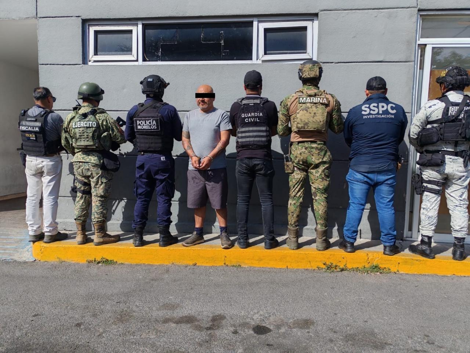 En operativo interinstitucional conjunto aseguran en Morelos a persona relacionada con triple homicidio doloso en Michoacán