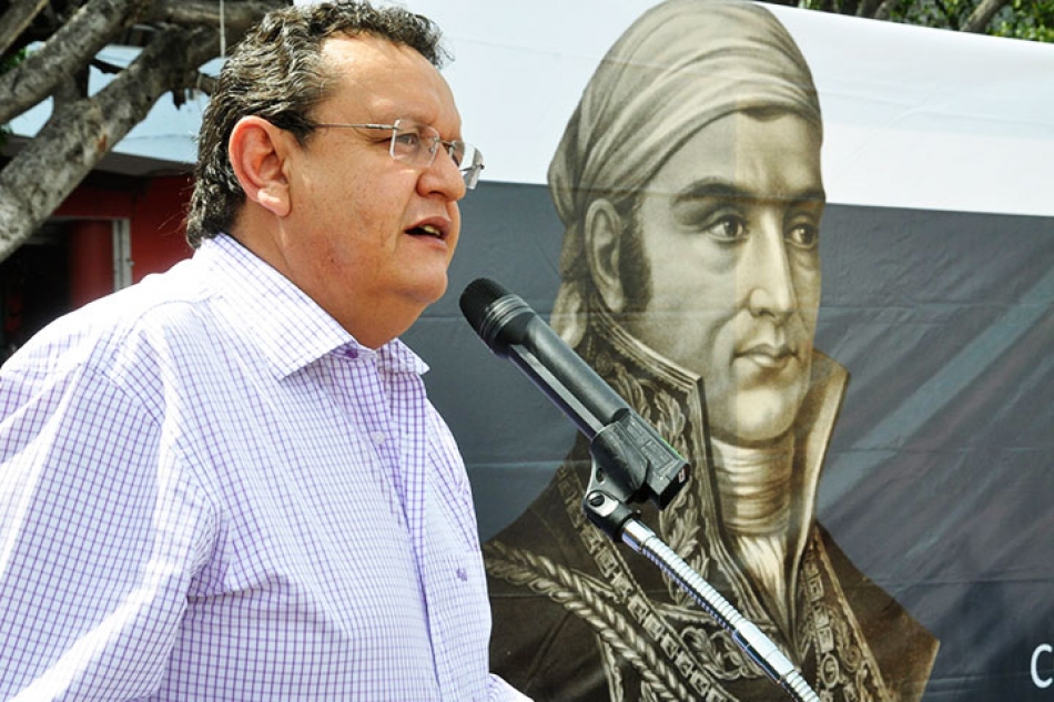 Ignora alcalde acusaciones contra director de Protección Civil