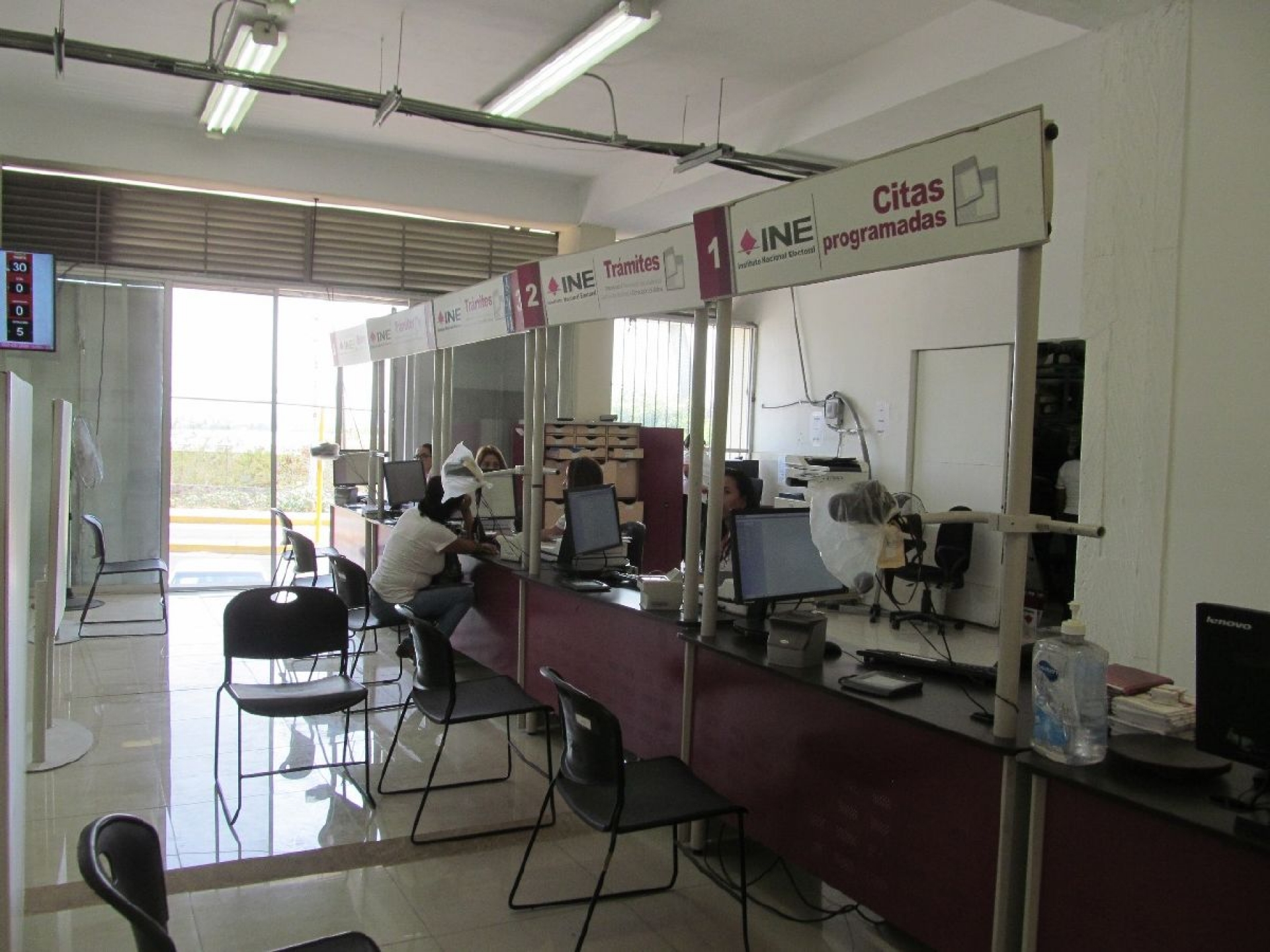 Se quedan sin recoger 502 credenciales para votar
