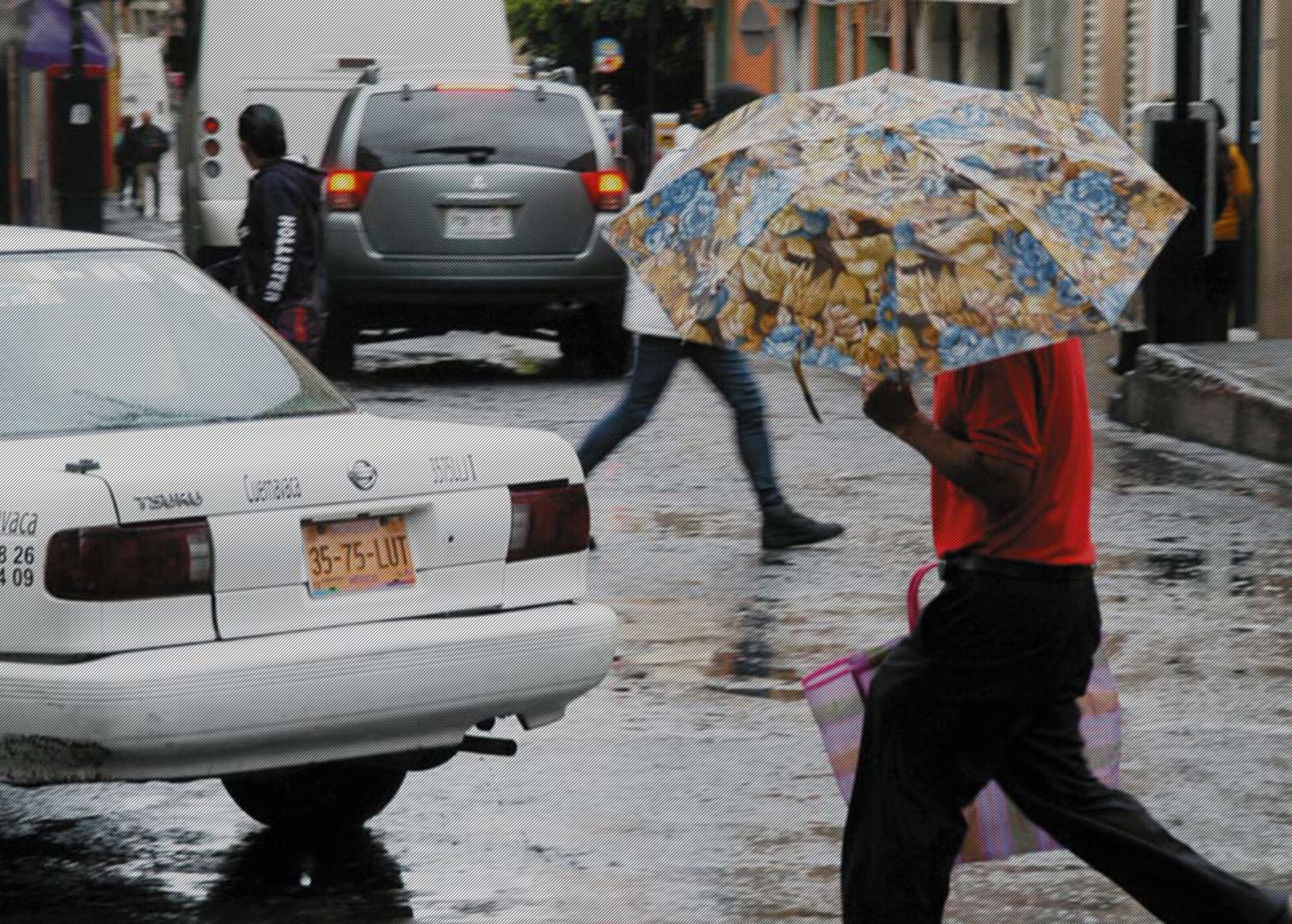 Por las lluvias, se han incrementado las llamadas de auxilio en Cuernavaca