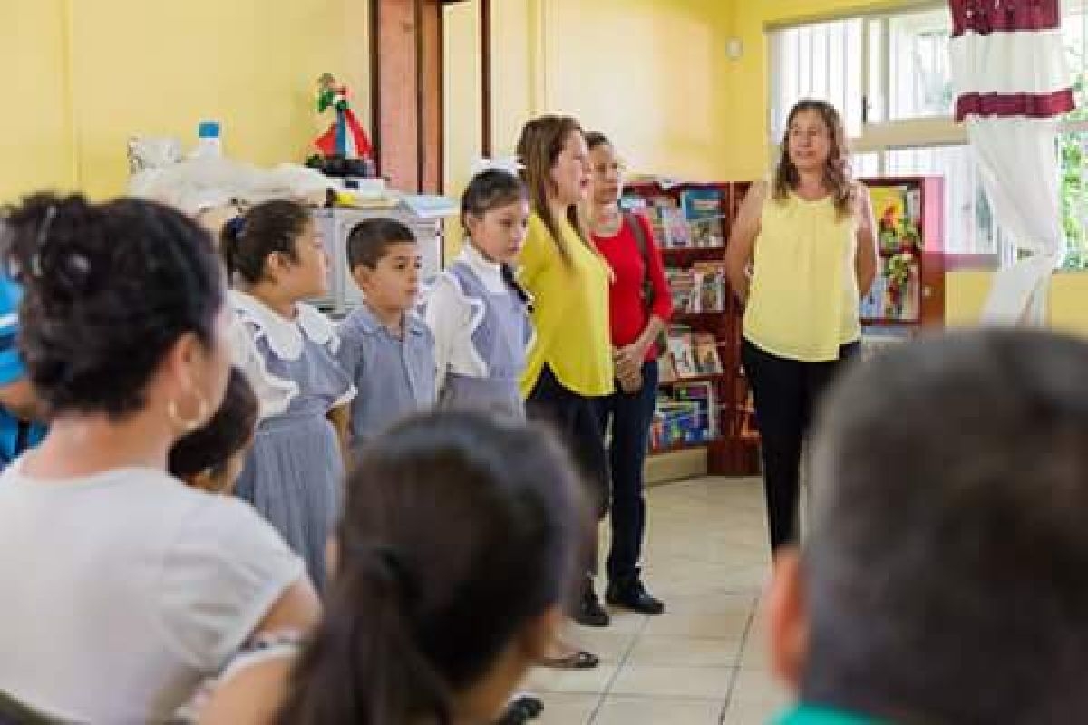 Entrega Ayuntamiento de Axochiapan insumos a la Primaria “General Ignacio Zaragoza” de la comunidad de Tlalayo
